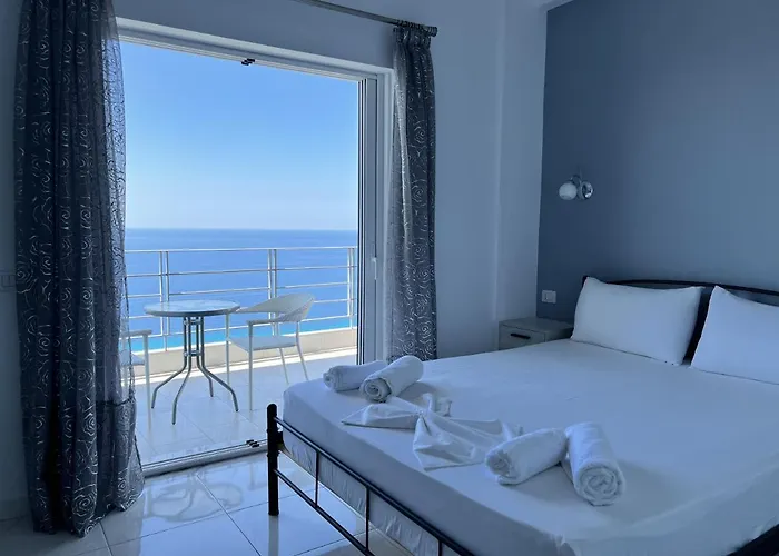 Palasa View Aparthotel Dhërmi